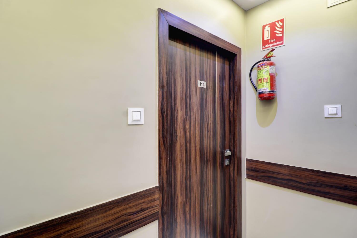 Hotel New Blue Sapphire Residency มุมไบ ภายนอก รูปภาพ