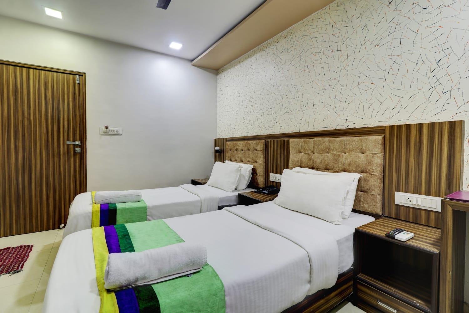 Hotel New Blue Sapphire Residency มุมไบ ภายนอก รูปภาพ